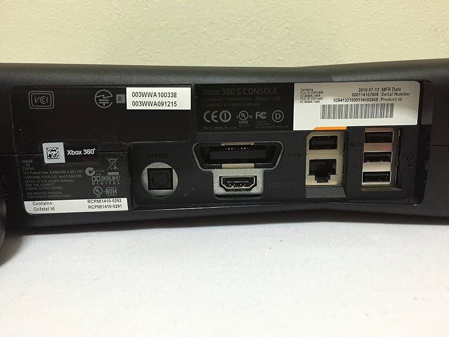 家庭用ゲーム機本体 Xbox 360 4GB XBOX360 Amazon | Xbox 360 4GB【メーカー生産終了】 | ゲーム機本体
